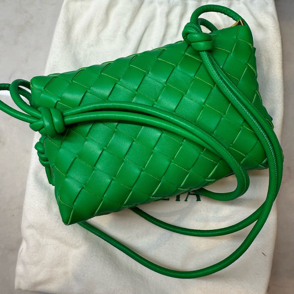 Bottega Veneta Mini Loop Camera Bag (Parakeet/Green) - Picture 2 of 10